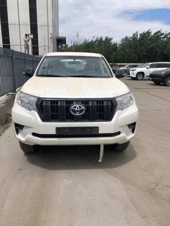 22款中东霸道2700丐版TX提车价30多万