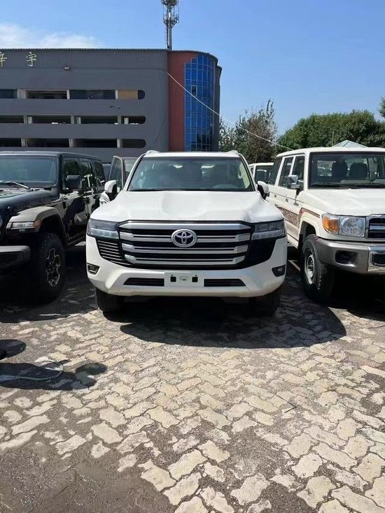 2023款丰田酷路泽3.5TT港口最低91.8万