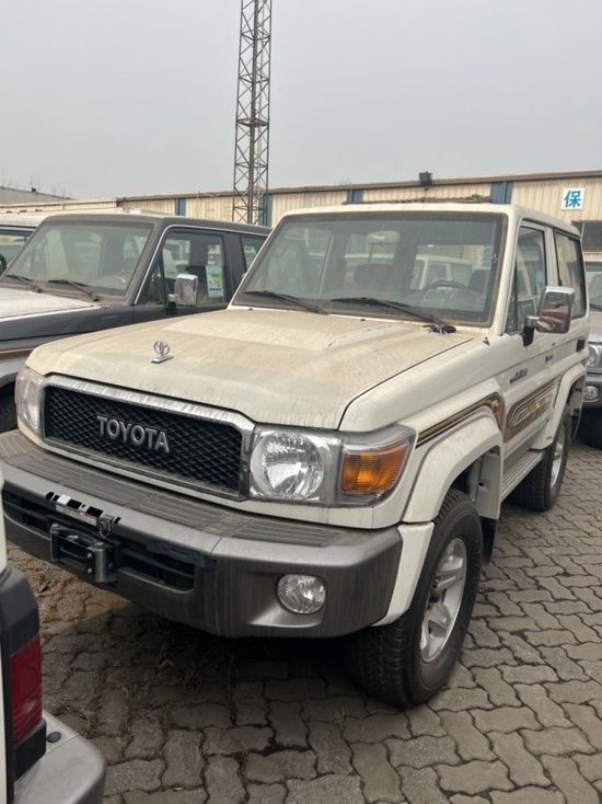 22款酷路泽LC71 4.0 汽油高配国六现车