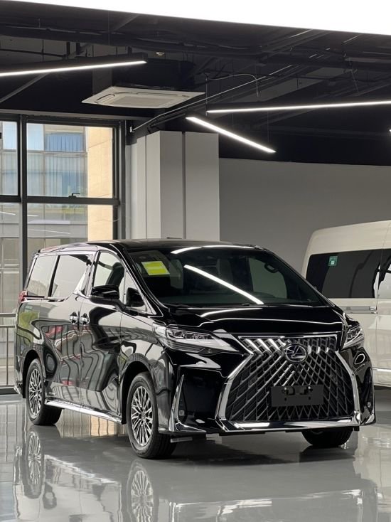 新款雷克萨斯LM300 白黑现车129万提