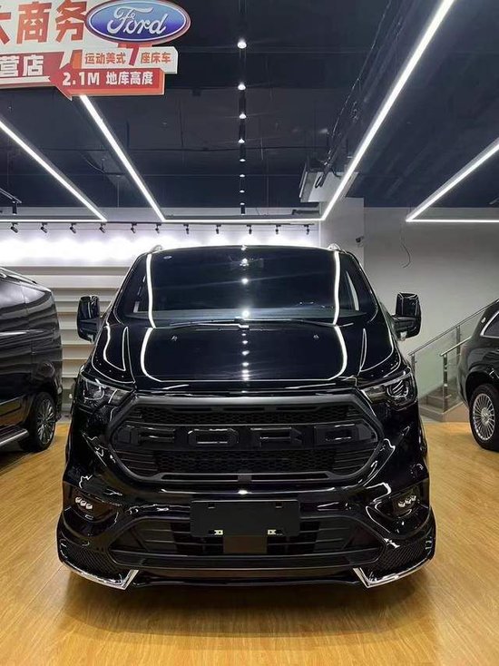 福特商务车首看黑武士 空气悬挂+9AT