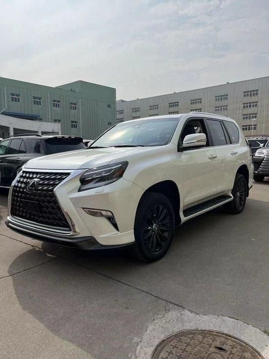 23款雷克萨斯GX460现车84万起港口报价