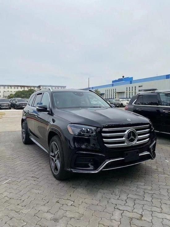 24款奔驰GLS450进口现车 105万起售价