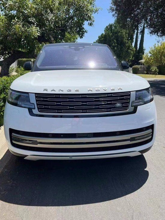 进口2023款路虎揽胜加长版现车优惠抢购