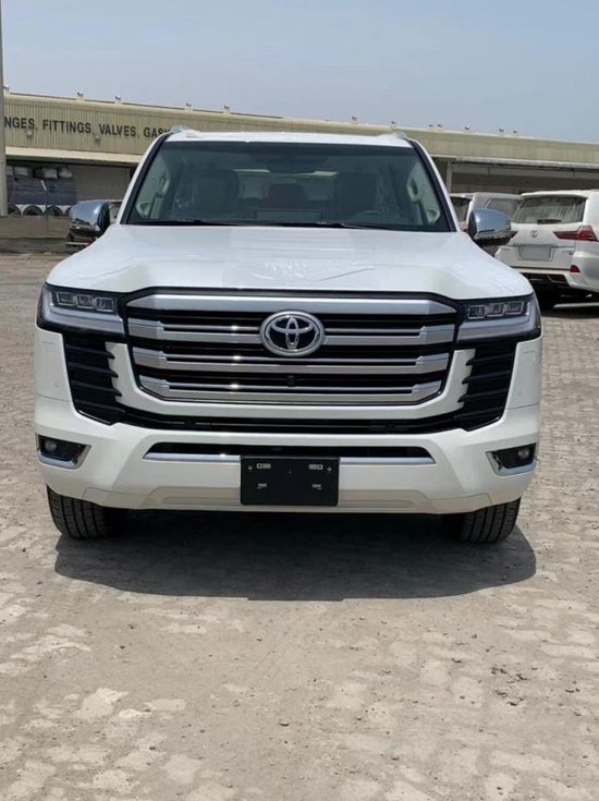 国六丰田酷路泽LC300现车大跌八十多万