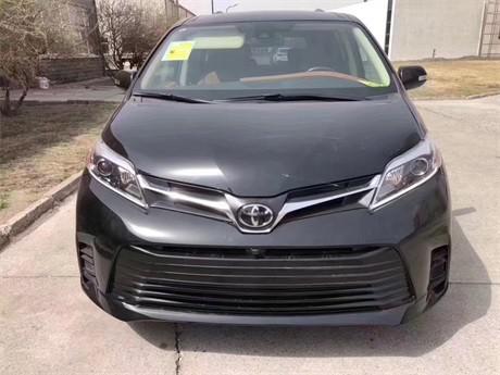 20款丰田塞纳四驱3.5格调雅致全新降价中