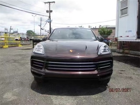 2021款保时捷卡宴港内现车97万打破底价