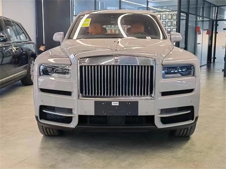 2022款劳斯莱斯库里南现车降价690万起售