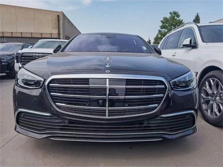 2022款奔驰S500百万级商务本月直降万元