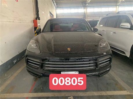 2022款保时捷卡宴现车优惠99万送豪礼