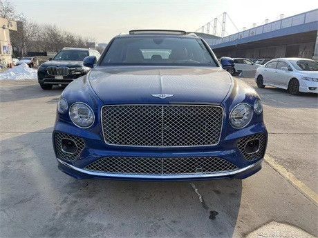 2021款宾利添越美规现车实拍促销30万