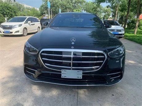 2022款奔驰S500最新报价 现车119万起