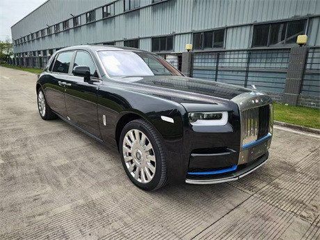 劳斯莱斯幻影加长版自定已现车钜惠国庆