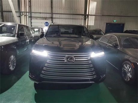 2022款雷克萨斯LX600十月钜惠促销送礼包