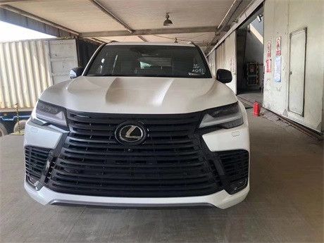 2022款雷克萨斯LX600天津港四座现车特卖