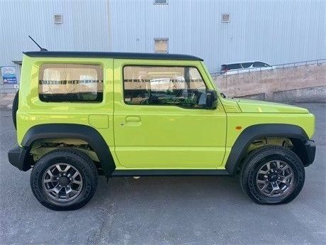 2022款铃木吉姆尼现车颜色齐全价格优惠