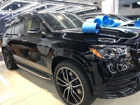 2023款奔驰GLS450最低报价90万起让利足