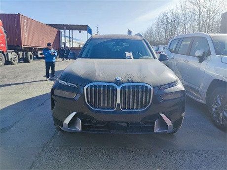 2023款宝马X7港口国六现车新款优惠多