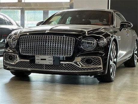 23款宾利飞驰2.9T展厅现车配置解析特惠