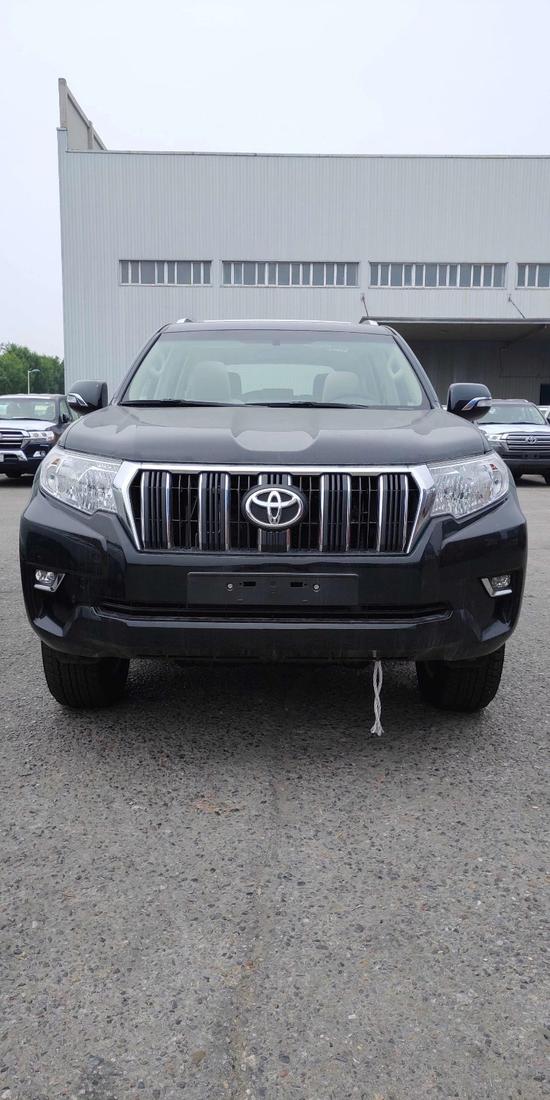 越野之王中东版丰田霸道4000你值得信赖