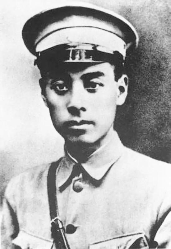 1924年,任黄埔军校政治部主任时的周恩来