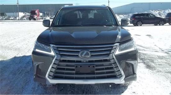 2018款雷克萨斯LX570港口现车钜惠仅3台