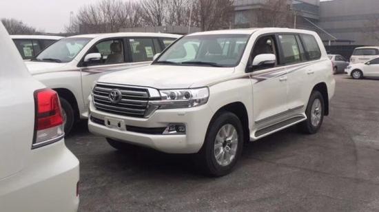 18款丰田酷路泽4000现车改款四月提车价