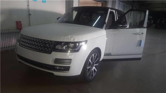 18款揽胜行政3.0天津港现车批发狂秀低价