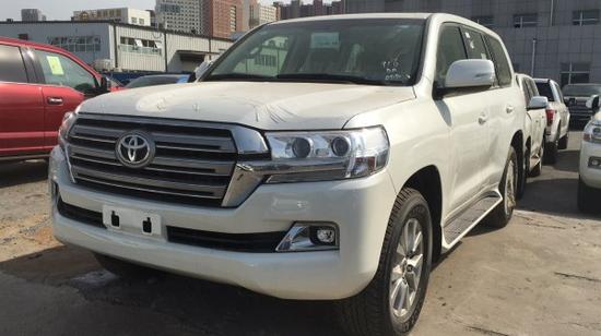 17款中东版酷路泽4000冰箱电座五一钜惠