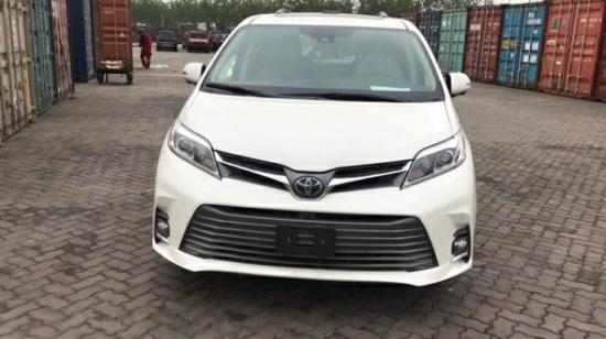 平行进口19款丰田塞纳现车手续全促销中