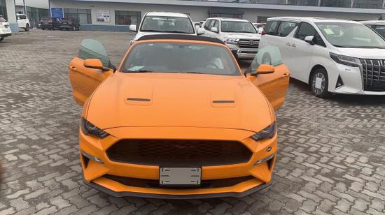 性能车19款福特野马2.3T敞蓬全国少量车