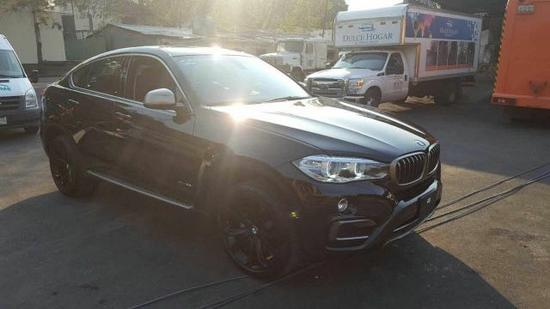 进口17款宝马X6墨版现车 X-LINE镀铬套件