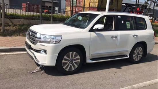 中东18丰田酷路泽5700天窗顶配实测油耗