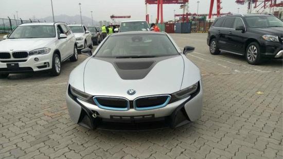 2018款宝马I8现车离子银带BMW i蓝装饰