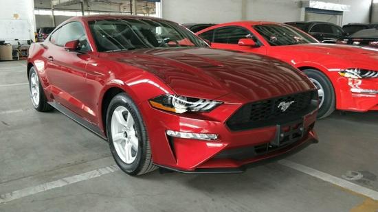 18款福特野马2.3T动力十足 港口低价批发