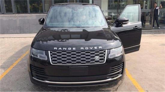 2018款路虎揽胜行政 汽油版现车让利惠