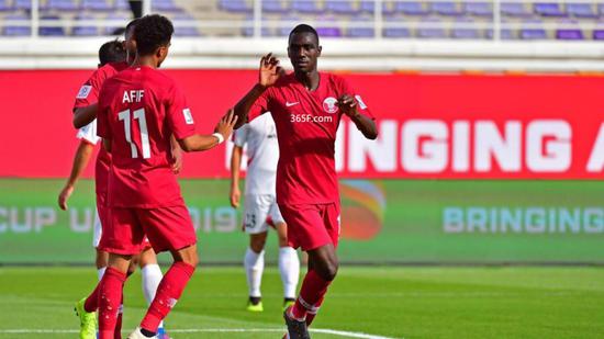 365体育:2019年亚洲杯明星,阿尔莫兹·阿里记