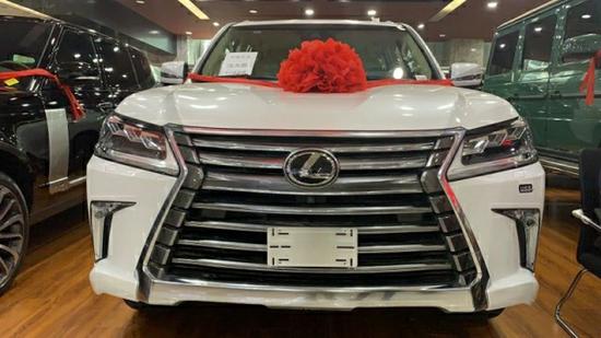 19款雷克萨斯LX570八座铂金车到店优惠