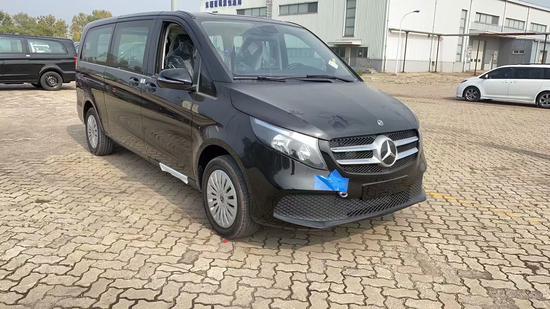 19款奔驰V250进口哪里有现车价格最低？