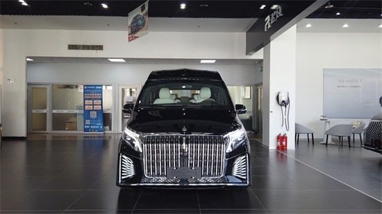 奔驰V260L升级迈巴赫VS680版配置价格