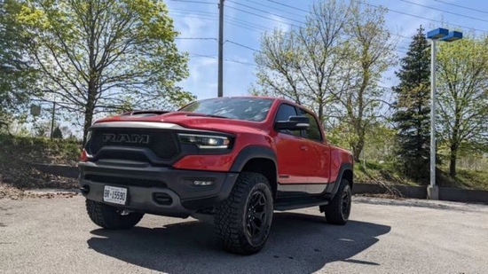 2022款加版道奇公羊霸王龙6.2T特价出售