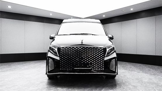 奔驰VS680商务车报价高顶空间大舒适