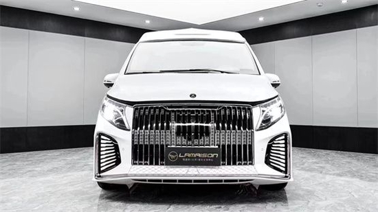 2022款进口奔驰V250改装配置价格区别