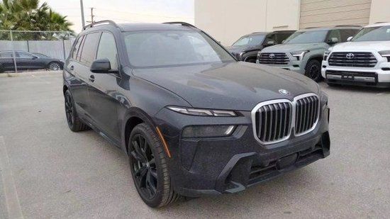 2023款宝马X7全国可预定限时优惠80万起