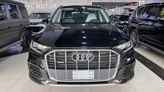 2023款奥迪Q7 2.0T标准版出售50多万