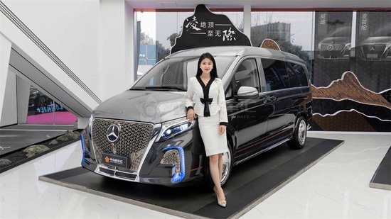 成都奔驰v260商务车定制高顶 全新报价