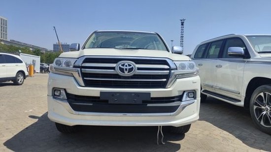 丰田酷路泽5700大排量V8港口现车价格低