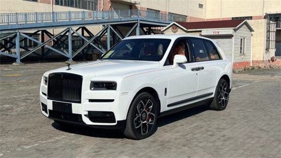 劳斯莱斯库里南 天津港口总仓直提现车