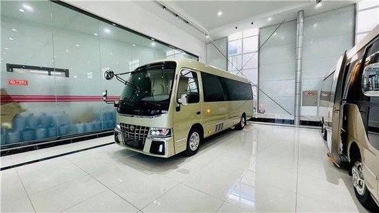 丰田考斯特8座价格豪华商务车4.0排量