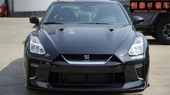 2023款日产GTR全新亮相港口 优惠价格